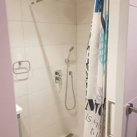 Stunning New Studio Apartment, Eco Wellness Resort, Heated Pool, Spa, Hot Tub Apartment