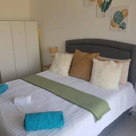 Stunning New Studio Apartment, Eco Wellness Resort, Heated Pool, Spa, Hot Tub